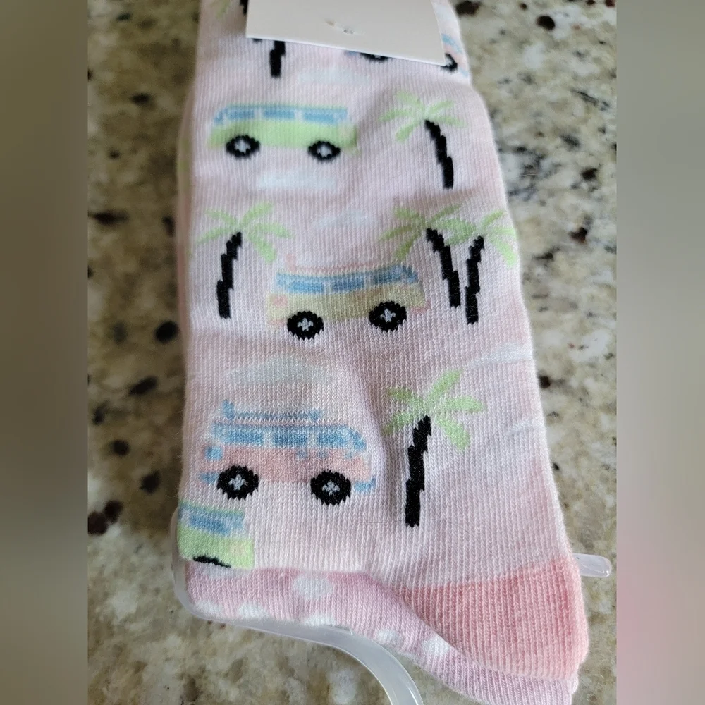 LC Lauren Conrad Pink Pattern Socks NWT
